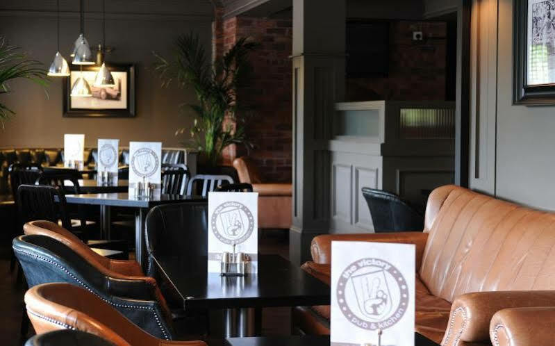 Village Hotel Warrington Exteriér fotografie